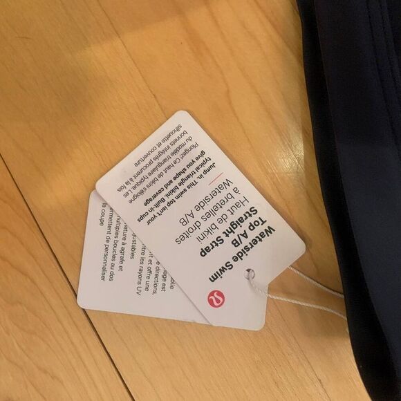 Lululemon Waterside Swim Top A/B Cup m8 - Picture 5 of 5
